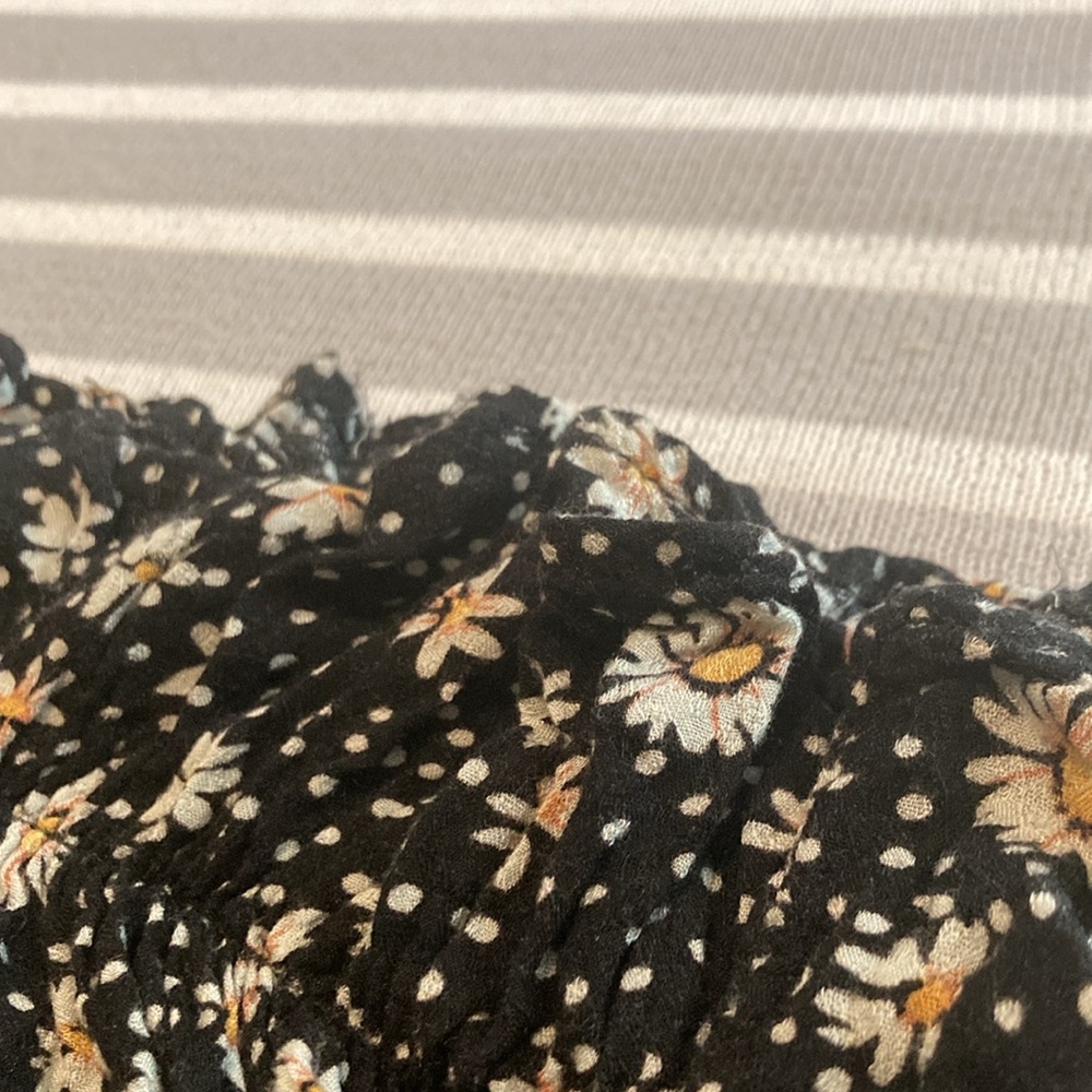 Rewind Daisy Print Top - Picture 3 of 3